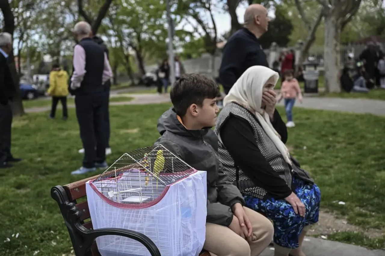 Earthquake of magnitude 6.2 strikes Istanbul, no damage reported